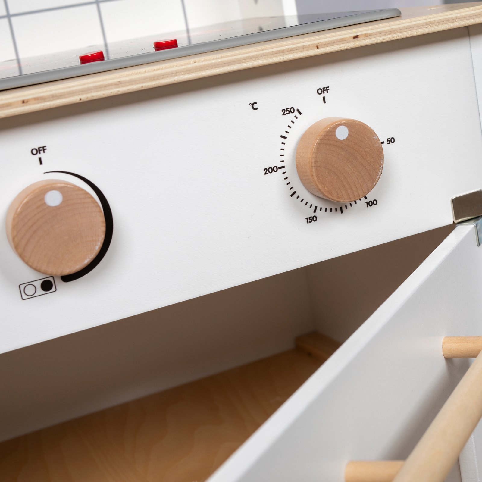 PLAY KITCHEN, W/ELECTRIC HOB